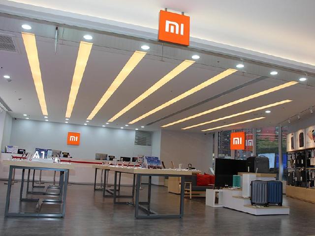 小米台北三創專賣店開幕 祭出小米手環2限量1折優惠