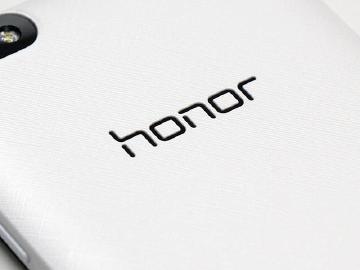 榮耀手機重返台灣市場？雍海：評估中，還未確定！