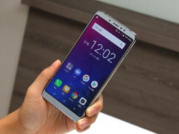 前後雙鏡頭 6吋大螢幕 koobee F2開箱