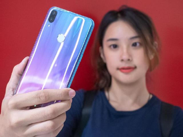 SUGAR S20s絢彩機身！無邊框美顏自拍手機