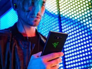 雷蛇手機Razer Phone 2發表 11月中旬台灣上市