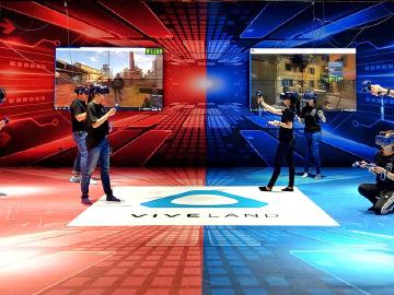 HTC前進高雄 KosmoSpot x VIVELAND在草衙道開幕