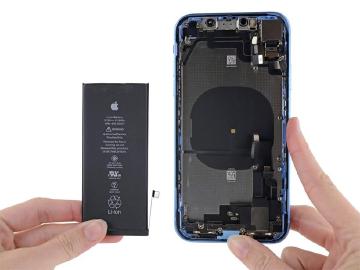 延長使用時間 蘋果在iPhone XR內放容量更大的電池