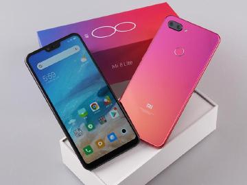 鏡面漸變色！小米8 Lite開箱、拍照、跑分實測