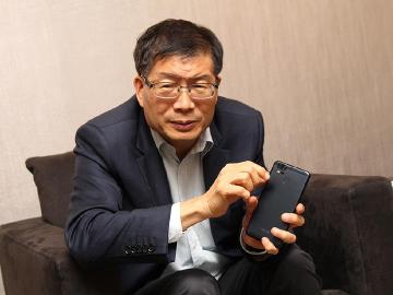 華碩組織調整與策略轉型 手機鎖定電競與專家用戶推出