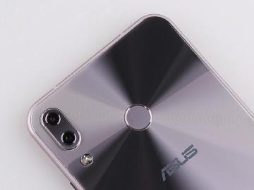 施崇棠舉例OnePlus 華碩手機將專注專家用戶