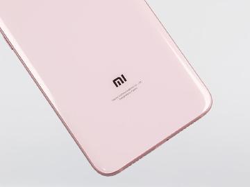 小米9疑似通過NCC 新機M1902F1G支援無線充電規格