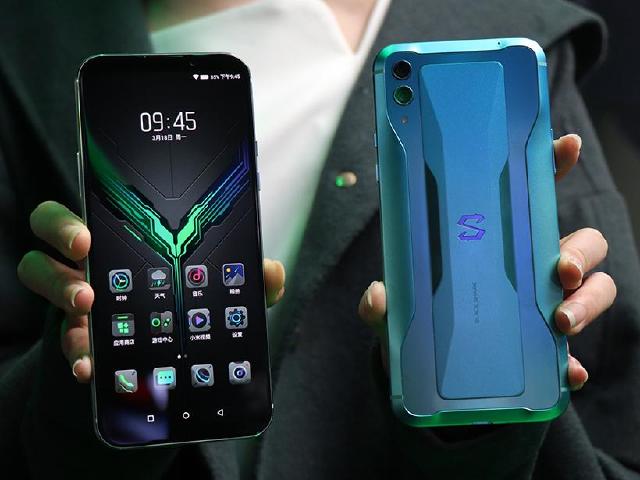 硬派設計兼具美觀！黑鯊遊戲手機2旗艦上手體驗