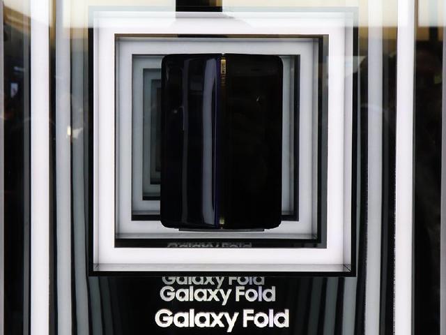 三星舉辦折疊手機鑑賞會 Galaxy Fold台灣4/25亮相