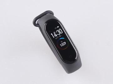 羅燕：小米手環4台灣開賣備貨足 NFC仍在評估中