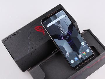華碩ROG Phone 2代電競手機8/1如期開賣 8月下旬交貨