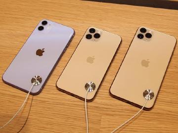 [影片]蘋果iPhone 11台灣開賣直擊 新機體驗動手玩