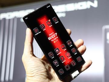 華為再次攜手保時捷設計 Mate 30 RS頂規特別款發表