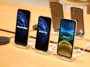 夜幕綠最受歡迎！iPhone 11台灣首賣直擊與電信資費整理