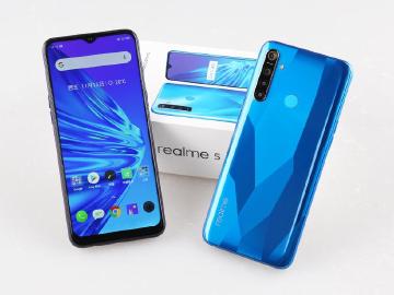四鏡頭電量猛獸 realme 5手機開箱評測
