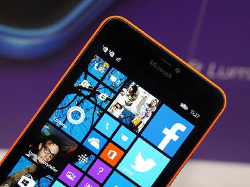 Windows 10 Mobile延至1月退場