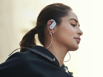 新款Powerbeats耳機揭曉 續航力更高且配對速度更快