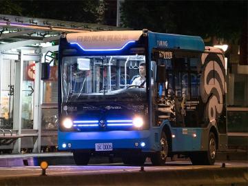 自動駕駛巴士採用遠傳5G 最快9月開放民眾試乘