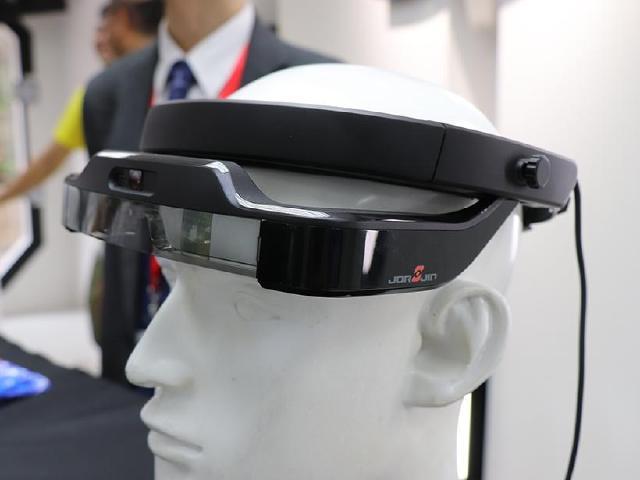 佐臻採用高通XR1推出開發平台 AR智慧眼鏡慧眼系列發表