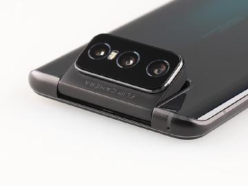 三眼玩翻轉！華碩ZenFone 7 Pro相機攝錄實測