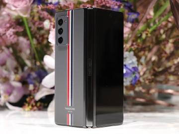 奢華時尚旗艦！三星Z Fold2 Thom Browne限量版開箱