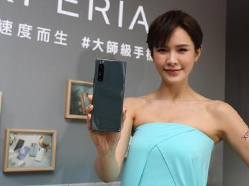 效能升級！Sony Xperia 1 II鏡湖綠新色11月台灣大限量開賣
