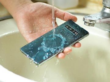 什麼是IPXX防塵防水？手機防水標準大公開