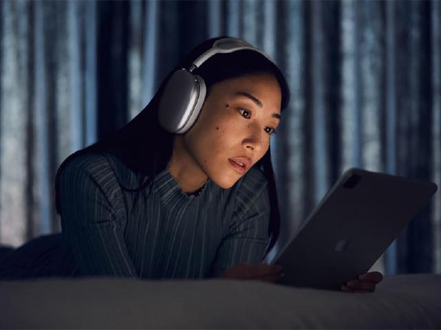 蘋果首款全罩式耳機推出 以AirPods Max名稱亮相