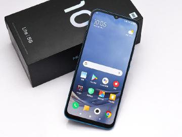 許久不見、依舊親民！小米10 Lite 5G手機開箱評測