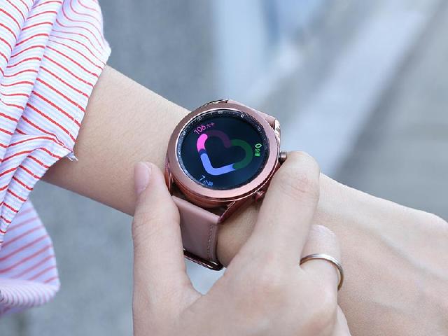 買智慧手錶還是智慧手環？穿戴裝置挑選指南