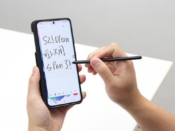 不是Note也支援S Pen！三星S21 Ultra專屬皮套與背蓋開箱