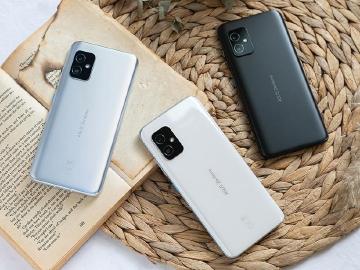 歡慶父親節 8月底前ASUS Zenfone 8購機登錄送電鬍刀