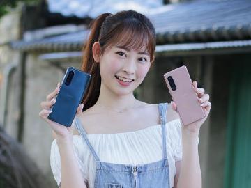 合手尺寸、旗艦規格 Sony Xperia 5 III開箱體驗