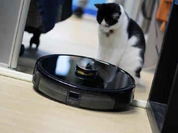 聲控就能掃地拖地 realme TechLife雷射掃拖機器人Pro開箱