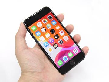 iPhone SE 3傳春季發表 LCD螢幕搭配側邊指紋辨識