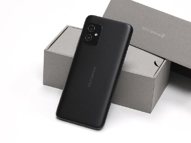 ZenFone 8傳大量死機災情？華碩表示：會檢視資料並補上保固