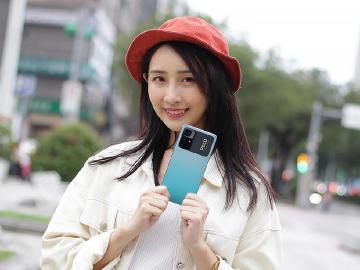 90Hz螢幕、33W快充 POCO M4 Pro 5G開箱跑分