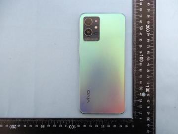 vivo新機連發 Y55 5G手機台灣傳出1月上市