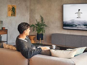 開放式設計 Sony SRS-NB10無線頸掛式揚聲器開賣