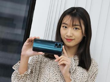 5G攝影輕旗艦手機 realme 9 Pro+開箱跑分實測