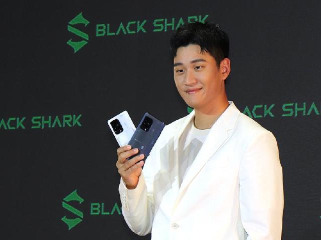 黑鯊5系列電競手機價格12990元起 6/17台灣開放預購