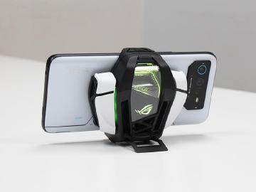 早鳥最後機會！8/15前買ROG Phone 6送風扇 512GB價格3萬2有找