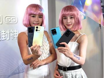 從自拍到全方位人像拍攝 vivo V25系列5G手機價格14990起
