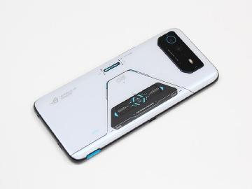 華碩電競手機ROG Phone 6確定2023第一季升級Android 13