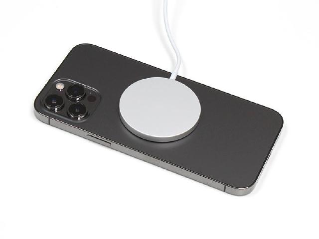結合蘋果MagSafe 無線充電聯盟發表Qi2新一代磁吸充電標準