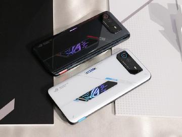 華碩新款電競手機傳有3版本 ROG Phone 7型號疑洩