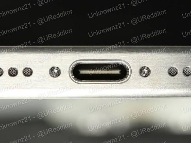 USB Type-C規格確認？iPhone 15 Pro實機照疑洩底部設計