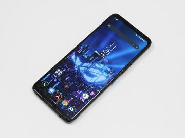 ROG Phone 6螢幕摔裂維修費怎麼算?保固外更換價格總整理