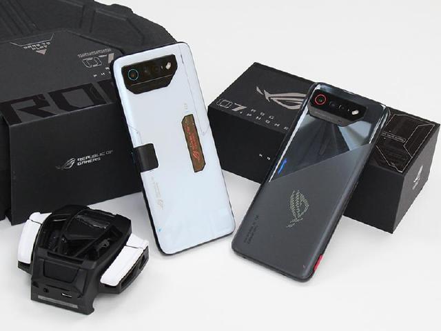 穩中求勝！ROG Phone 7與 7 Ultimate電競手機開箱
