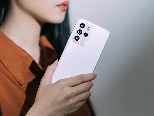 [SOGI小調查]HTC新手機U23 pro鐵粉滿意嗎？你買不買單？